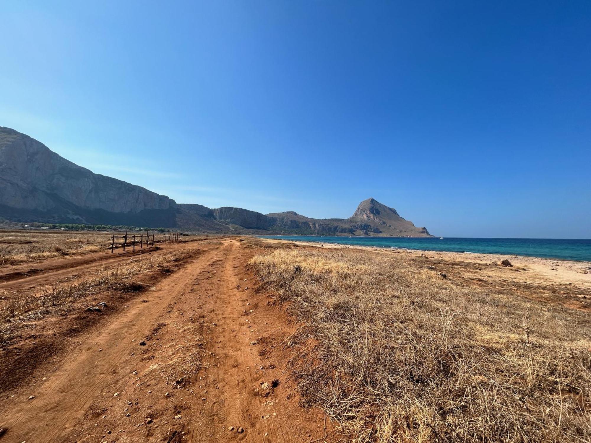 L'Oasi Una Pineta Sul Mare Custonaci Extérieur photo
