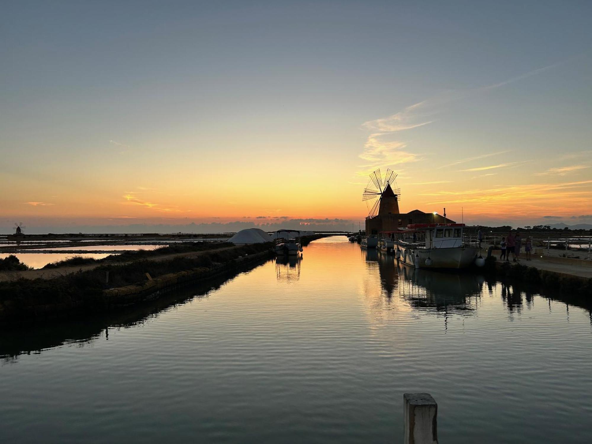 L'Oasi Una Pineta Sul Mare Custonaci Extérieur photo